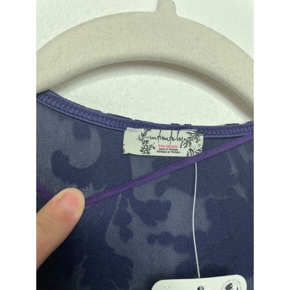 Free People XS Magic Hour Velvet Bodysuit Deep Sea Combo V-Neck Puff Sleeve NWT - Picture 14 of 16